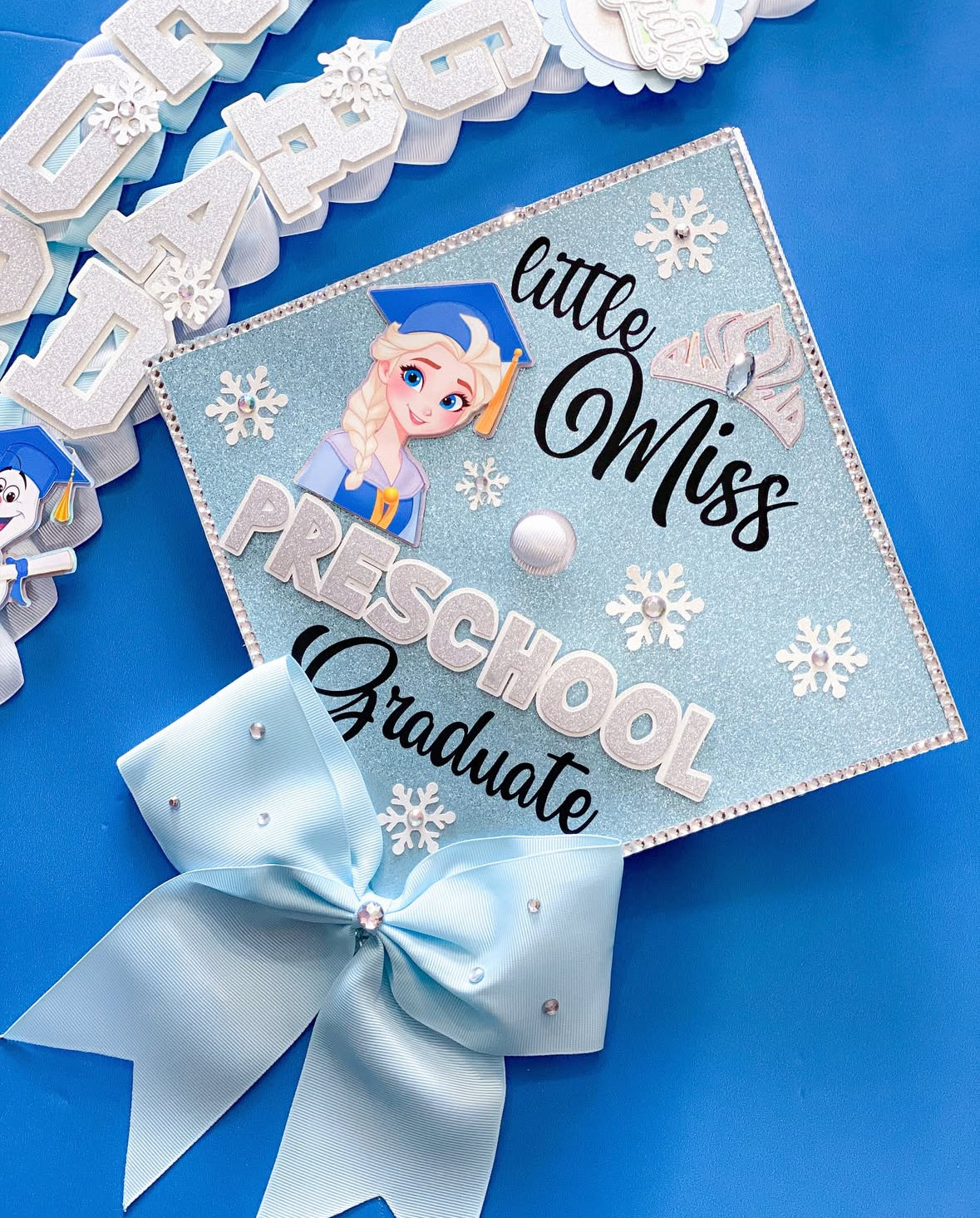Graduation Caps & Leis